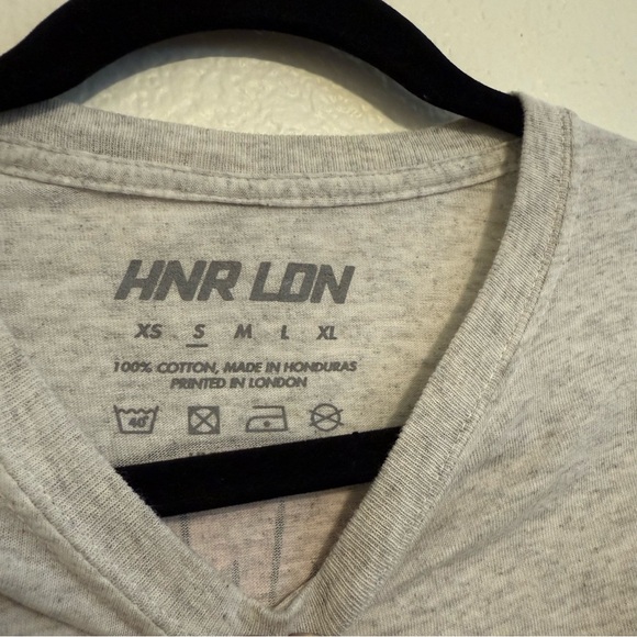 Gray Short Sleeve Tee with Pink Graphic - Picture 4 of 5